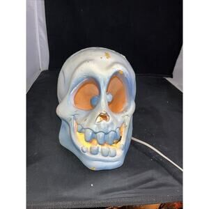 Vintage Trendmaster Light Up Skull Head, Tabletop Skull Halloween Prop